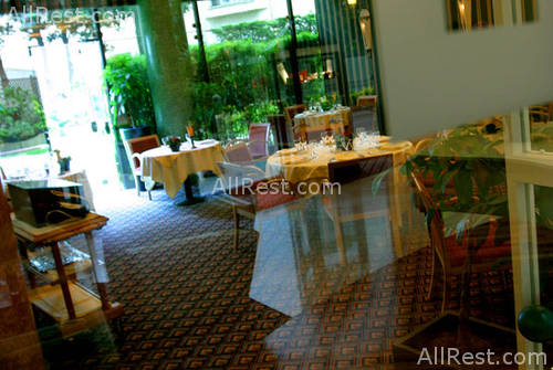 Hotel Four Points Sheraton Elysee Palace 16